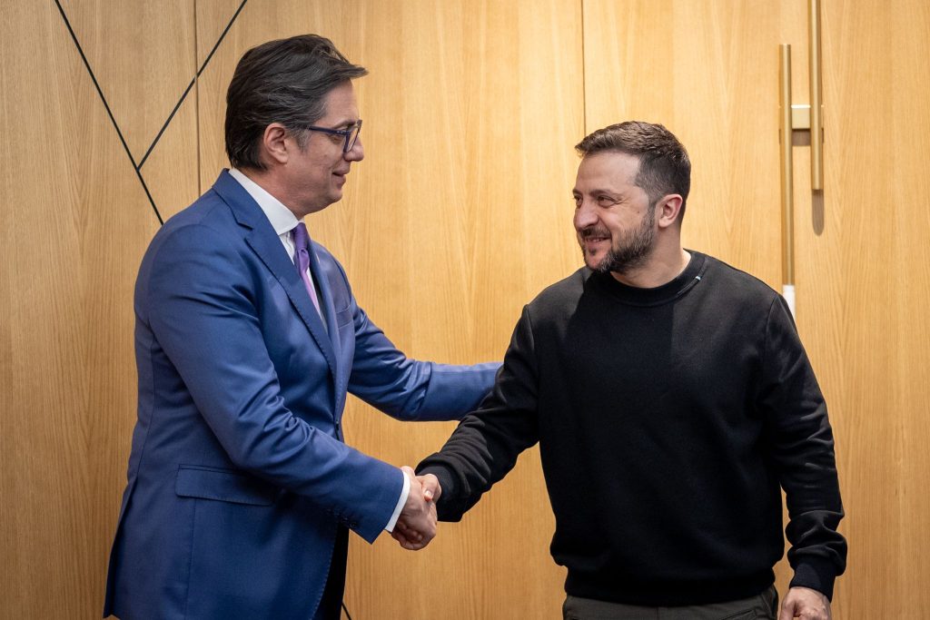 President Pendarovski Meets Ukrainian Counterpart Zelenskyy in Tirana