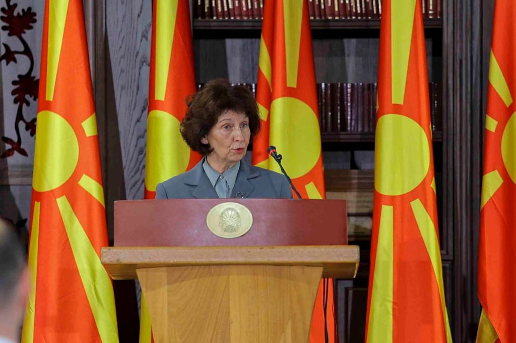 Languages Law Session: Siljanovska Davkova Recommends Judges Adhere to Constitution and Be Brave