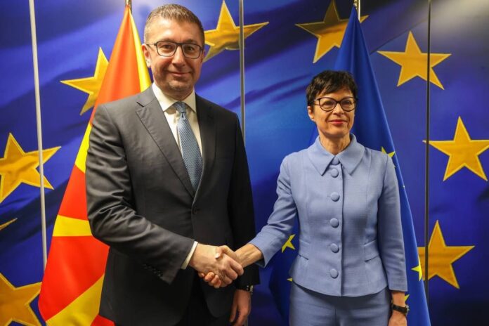 Mickoski Meets Commissioner Kos and European Council’s Costa in Brussels