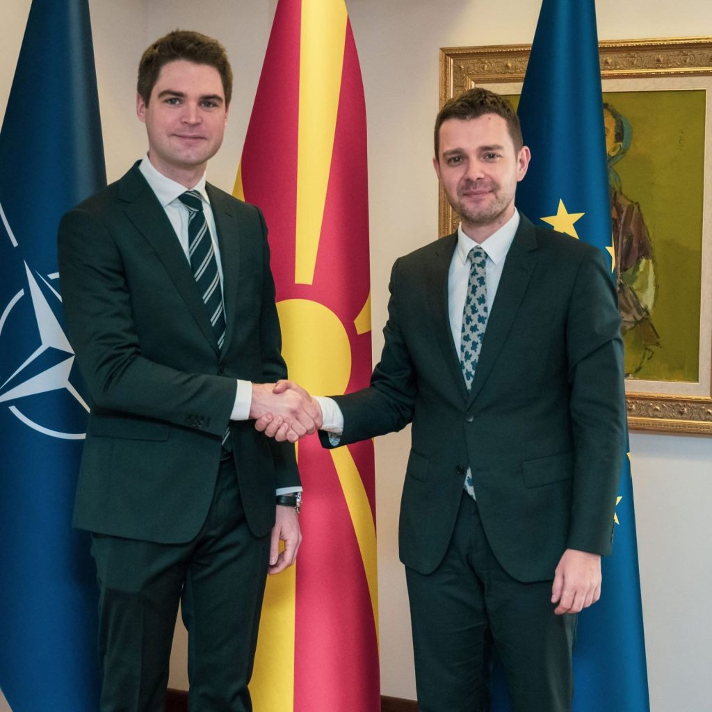 Mucunski Has Phone Call with Counterpart Georgiev, Meets MEP Ressler
