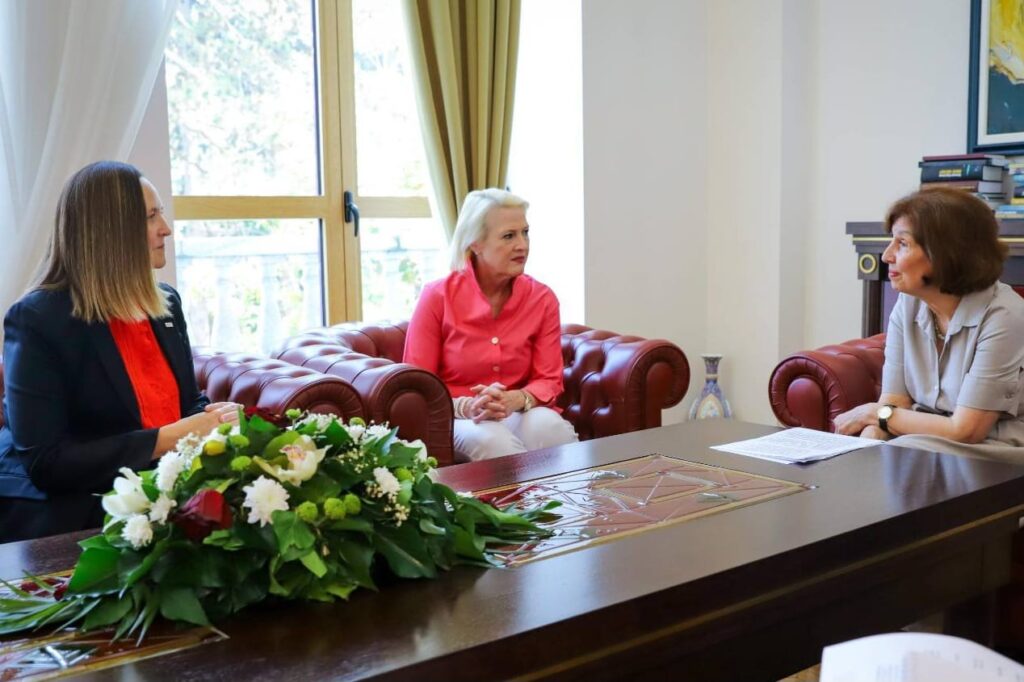 President Siljanovska Davkova Holds Farewell Meeting with USAID’s Dible