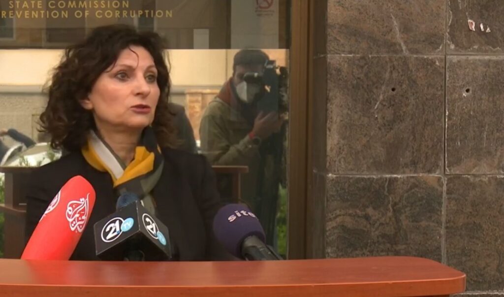 Police Go to Biljana Ivanovska’s Home to Serve Her with Criminal Charge