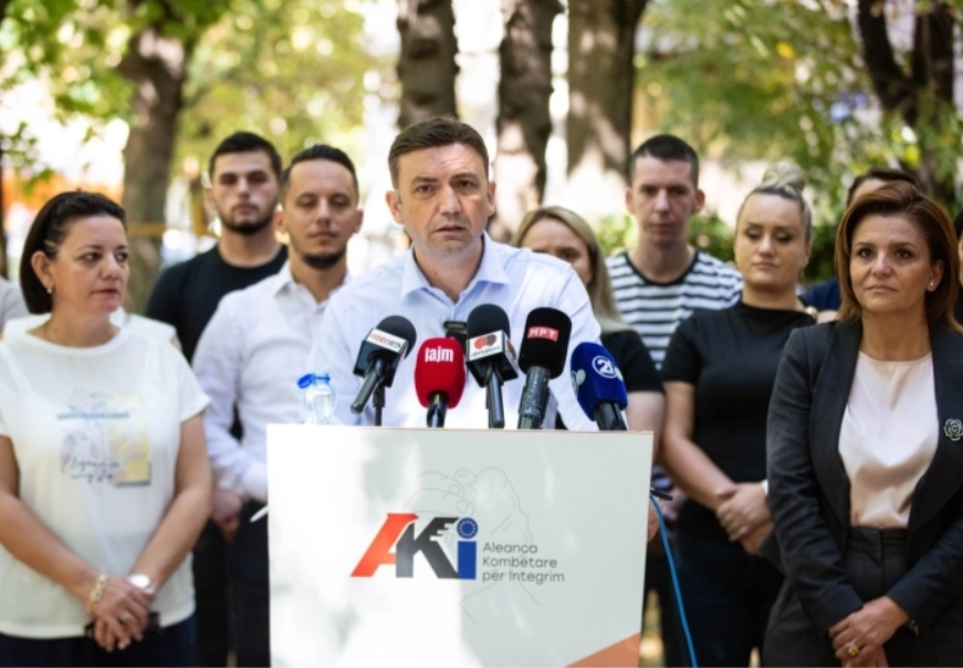 Osmani and VMRO-DPMNE Trade Accusations over Early Parliamentary Elections Issue