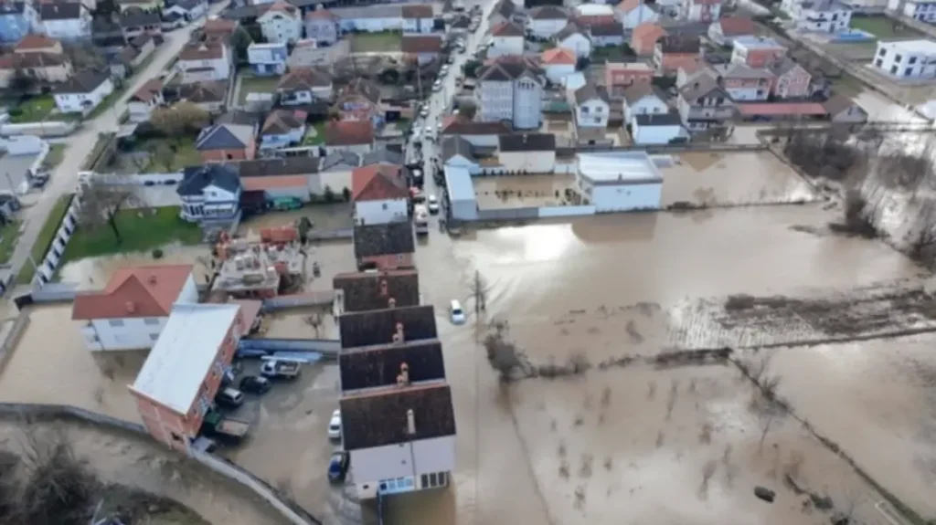 180 People Evacuated to Sports Hall due to Kichevo Floods