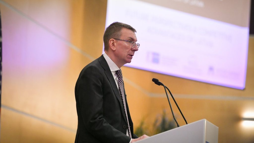 Enlargement among Topics Discussed at Discussion in Munich Conference