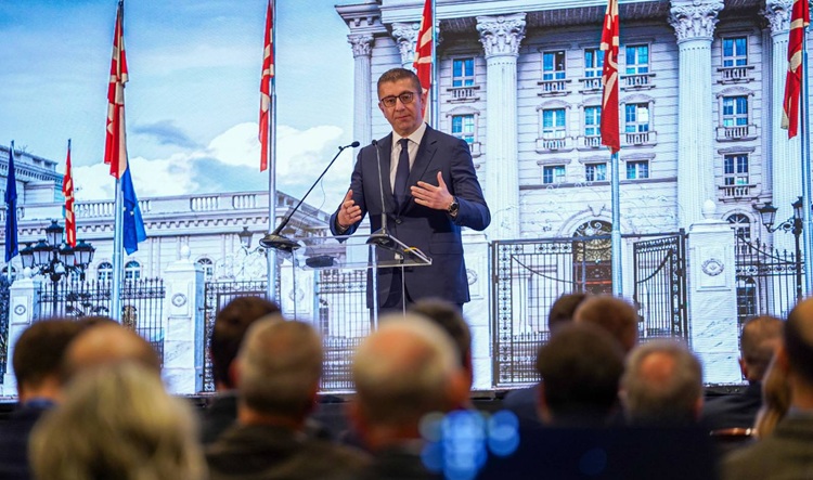 Mickoski-led Delegation Visiting Budapest