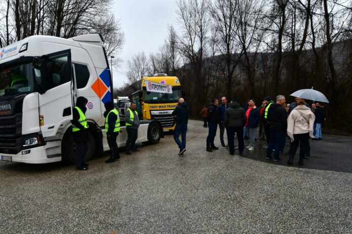 Government Continues to Seek Solutions to Issue of Transporters
