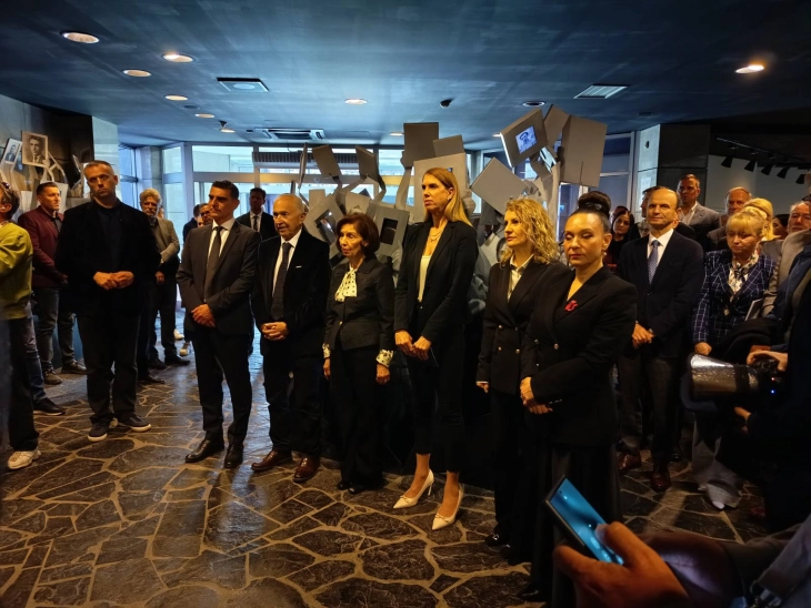 Jewish Community and Holocaust Fund Observe Yom HaShoah