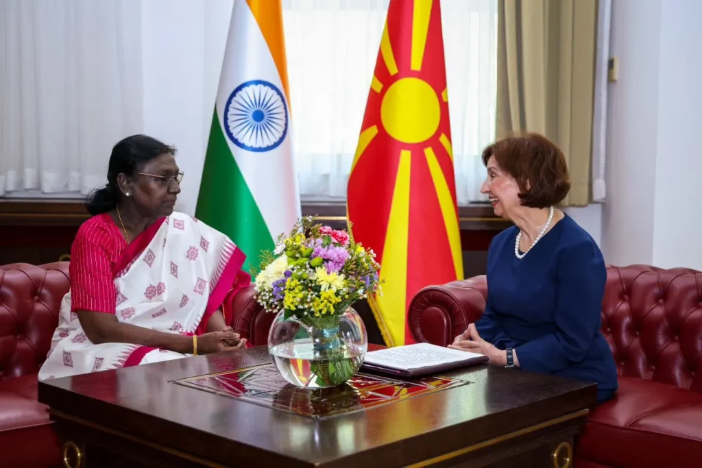 President Siljanovska Davkova Meets Counterpart Murmu in Skopje