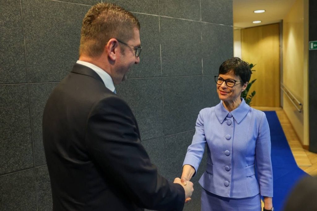 Enlargement Commissioner Kos Visits Skopje